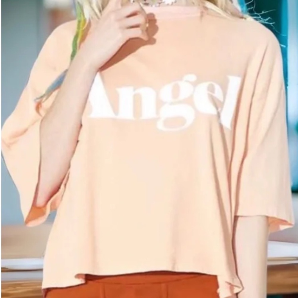 NEW W TAGS - Daydream Nation Coral Angel Tee